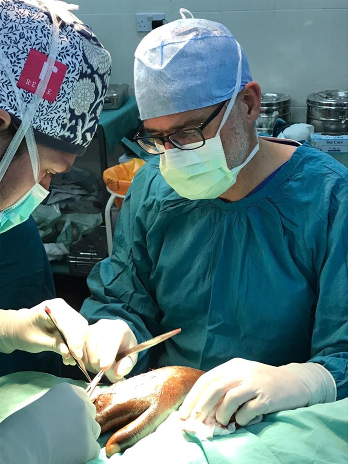 Dott. Gardetto é uno dei piú bravi chirurghi plastici e fa parte del team della clinica privata Brixsana